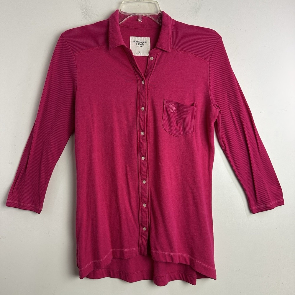 Abercrombie & Fitch Jersey Rib Button Up T Shirt Women M Pink 3/4 Sleeve Moose